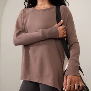 ☀️ NWT ATHLETA Coaster Luxe Recover Sweatshirt
